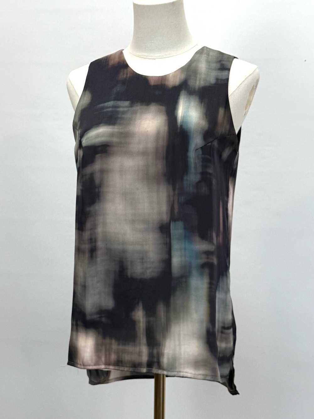 SW3 Bespoke Black, Gray & Blue fade watercolor sleeveless top size S